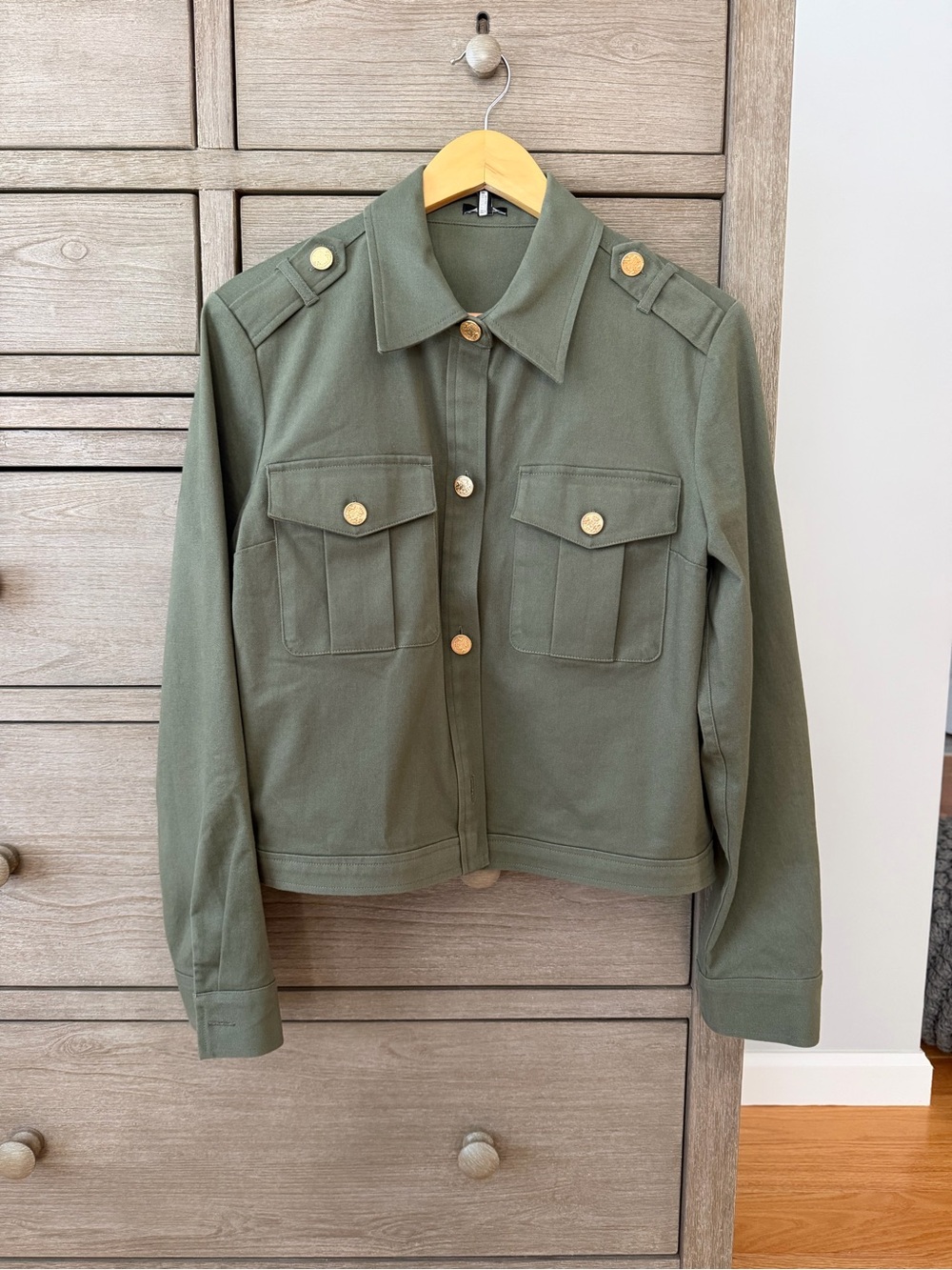 LIKE NEW! Express Olive Green Cropped Jacket with Gold Buttons!